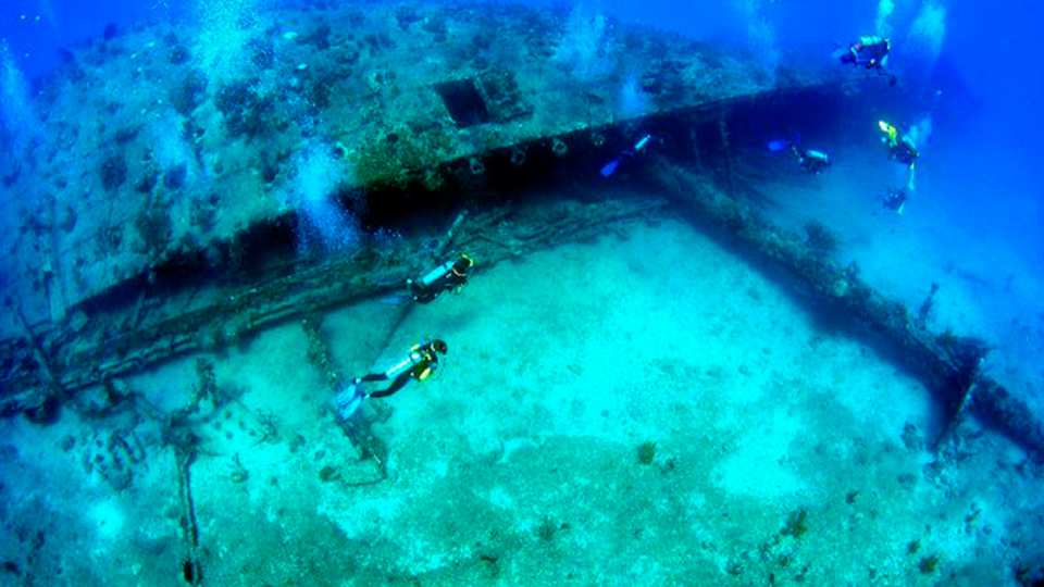 the wreck of the RMS Rhone