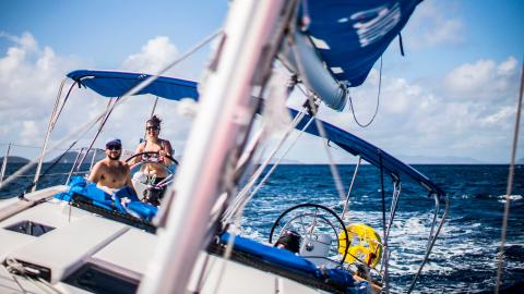Sunsail customer taking the helm Sunsail customer taking the helm