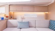 Sunsail 37.3 Layout