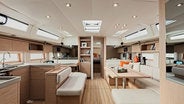 Sunsail 51 saloon