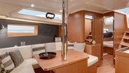 Interieur van Sunsail 41.1 monohull met 3 cabines