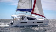 Sunsail 404 underway